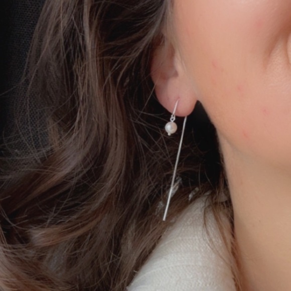 Pearl Silver Threader Earrings Sterling and Freshwater Pearls - Picture 8 of 11